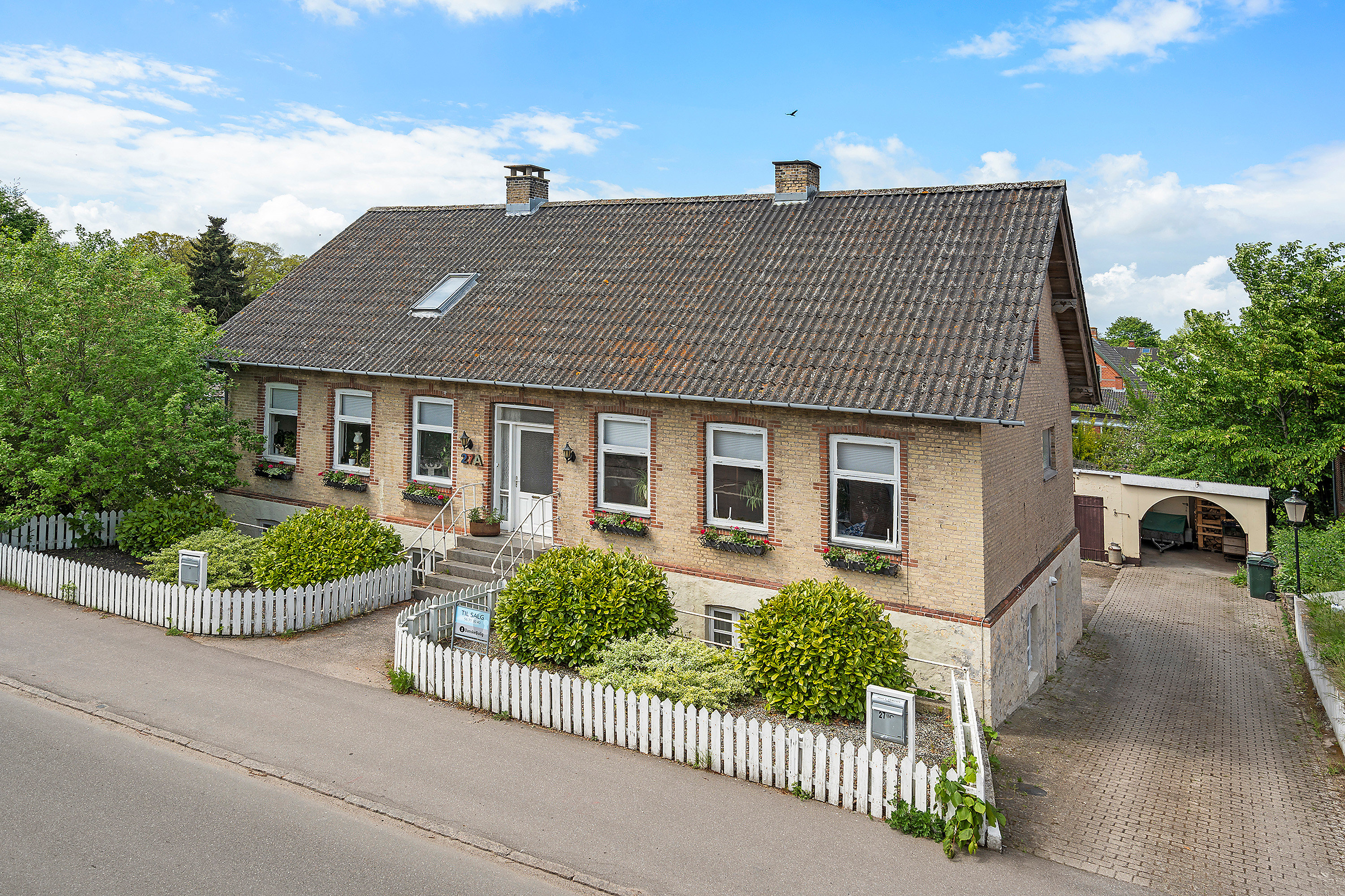 Villa på Hovedgaden 27A 4654 Faxe Ladeplads.